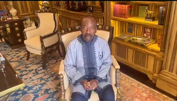 Le prÃ©sident du Gabon Ali Bongo Ondimba, placÃ© en rÃ©sidence surveillÃ©e par des militaires qui lâ€™ont destituÃ© Ã  lâ€™issue dâ€™un coup dâ€™Etat mercredi 30 aoÃ»t 2023